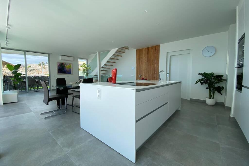 Luxury Villa - New Building With Panoramic Sea View Costa Adeje (Tenerife) Exterior foto